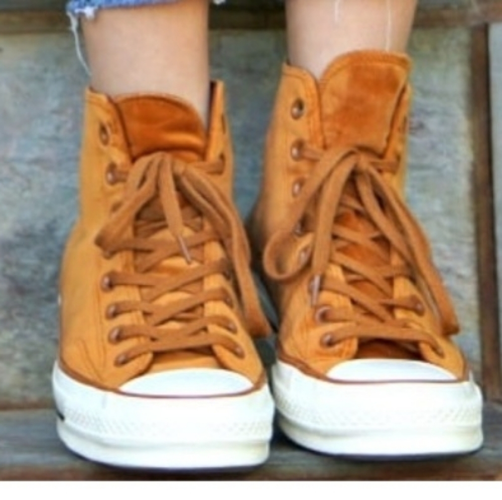 Converse High-Top Sneakers Burnt Orange Leather Unisex Womens 8, Men's 6.5 - Picture 2 of 10